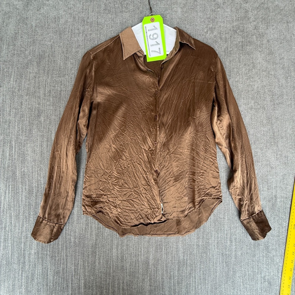 DKNY City Shirt Top Womens 8 Brown Silk Long Sleeve Classic Career Button Up